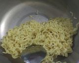 Foto langkah ke 1 dari resep Nugget mie kornet.