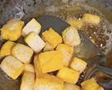 Foto langkah ke 3 dari resep Tumis toge tahu.