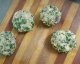 A picture of step 3 of Spinach peanut cheese tikkis.