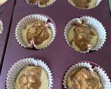 Une image de l'étape 5 de Muffins au cœur de beurre de cacahuète.