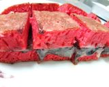 Foto langkah ke 6 dari resep Martabak Manis Red Velvet.