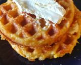 A picture of step 5 of Low Carb Chaffles.