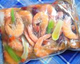 A picture of step 5 of Drunken Shrimp.