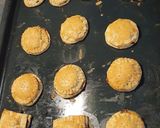 A picture of step 9 of Chicken mini pie.