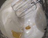 Foto langkah ke 4 dari resep Bolu susu 💕.