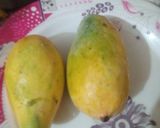 A picture of step 2 of Mango Milkshake.