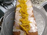 Budín de naranja con cascaritas en almíbar