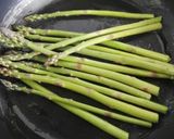 Foto del paso 2 de la receta Espárragos a la plancha