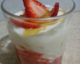 Foto del paso 2 de la receta Yogur griego con fresas