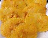A picture of step 3 of Allu kai pakorai.