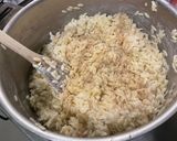 A picture of step 4 of Gratin with Orzo, Sausages, Mushrooms, and Emmental Cheese.