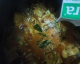Gambar langkah 5 resipi Kukul Mas Curry Sri Lanka.