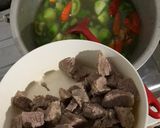Foto langkah ke 3 dari resep Asem asem wortel buncis daging sapi.
