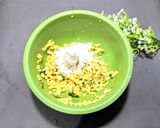 Foto langkah ke 3 dari resep Perkedel Jagung Ayam.