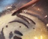 A picture of step 2 of White sauce pasta.