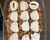 Une image de l'étape 3 de Gratin d’aubergines au chèvre et crumble de noisettes.