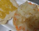 Foto del paso 6 de la receta: Sándwich🥯cremoso🧀🥛de zanahoria🥕y cebolla🧅🥐🧀