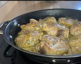 Foto del paso 4 de la receta Contramuslos de pollo al ajillo