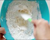 Foto langkah ke 2 dari resep Kue Kering Semprit | Semprit Sagu Keju Istimewa Hanya 4 Bahan | Semprit Keju | Kue Kering Sagu Keju.