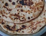 A picture of step 5 of Aloo ka paratha.