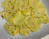 Foto del paso 2 de la receta: Pizza saludable con base de patata