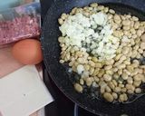 Foto del paso 1 de la receta: Habitas con pollo 👌🏻👌🏻👌🏻