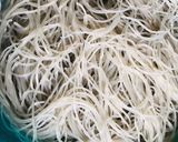 Hình bước làm 4 của món Miến xào thịt heo