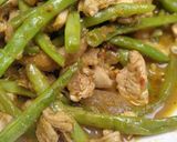 Foto langkah ke 5 dari resep Ayam Buncis bumbu Kare.