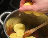 Az én paprikás krumplim recept fázis 5 fotója