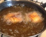 Foto del paso 3 de la receta: Pollo frito al limón con ensalada de frutas de temporada