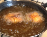 Foto del paso 3 de la receta: Pollo frito al limón con ensalada de frutas de temporada