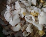 Foto langkah ke 6 dari resep Udang Cumi Saos Padang.