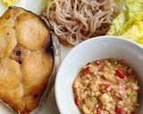 รูปขั้นตอนการทำที่ 1 ของ เมี่ยงปลาอินทรีย์บุก 🐟 🥬 🌶 / Miang Pla Thod 🐟 🥬 🌶