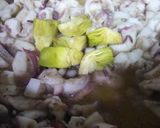 Foto del paso 7 de la receta: Alubias con sepia y alcachofas