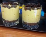 A picture of step 6 of Custard And Oreo Cup Dessert.
