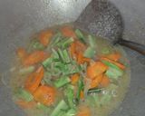 Foto langkah ke 3 dari resep Capcay sayur & crab stick.