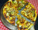 শেজওয়ান চিকেন প্যান পিজ্জা (Schezwan Chicken pan pizza recipe in bengali) রেসিপির ধাপ 8 ছবি
