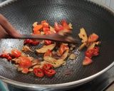 Foto langkah ke 3 dari resep Tumis Kangkung Saus Tiram (Tidak Pedas).