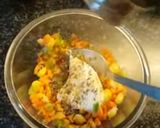 A picture of step 1 of Pizza papad.