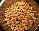 Foto del paso 14 de la receta: Garbanzos con acelgas y cebolletas al dente