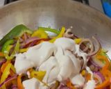 Foto del paso 8 de la receta: *SALMÓN CON PIMIENTOS FRESCOS Y CREMOSOS*