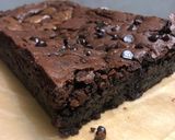 Foto langkah ke 4 dari resep •Chewy Brownies•w/ topping chochip & silverqueen.