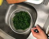 Kecskesajtos spenót crumble recept fázis 2 fotója