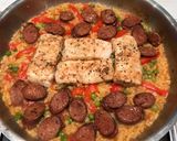 รูปขั้นตอนการทำที่ 5 ของ Chorizo fish paella ข้าวอบสเปน