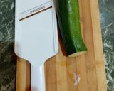 Foto del passaggio 1 della ricetta Farfalle Integrali con Zucchine Salmone e Menta Fresca
