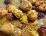 আলু ও কাঁচা কলা দিয়ে মটর ডালের বড়ার ডালনা(daler borar dalna recipe in Bengali) রেসিপির ধাপ 4 ছবি