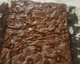Foto langkah ke 7 dari resep Chewy Brownies "Nyoklat + Keluar Shiny Crustnya".