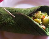 Foto del paso 4 de la receta: Panqueque de espinaca con verduras salteadas (sin tacc)