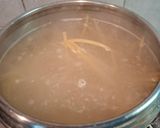 Foto del passaggio 7 della ricetta Linguine con vongole (lupini) e pomodorini gialli