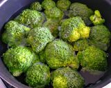 Foto del paso 1 de la receta: Brócolis al capresse!💕